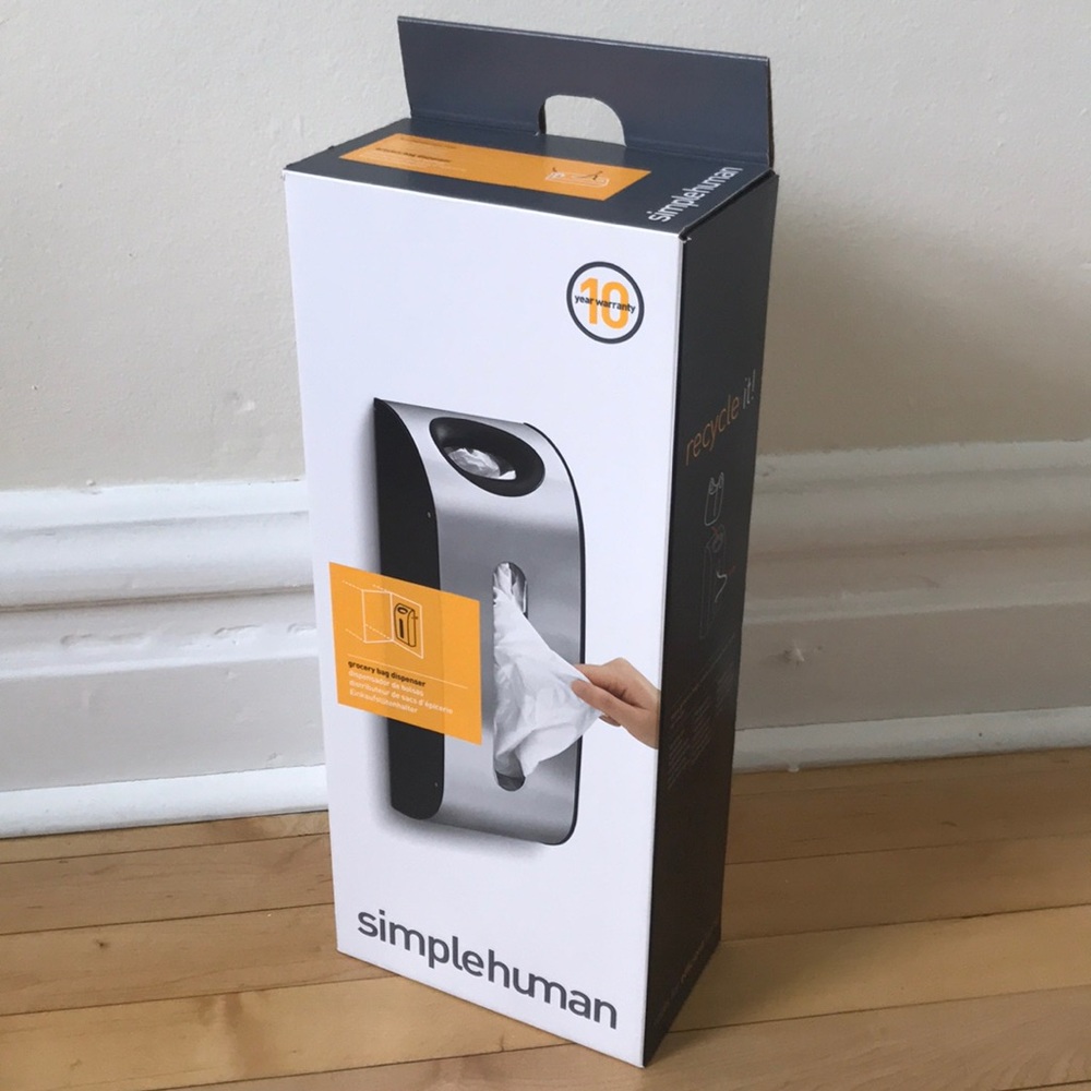 New in box-Simplehuman Grocery Bag Dispenser